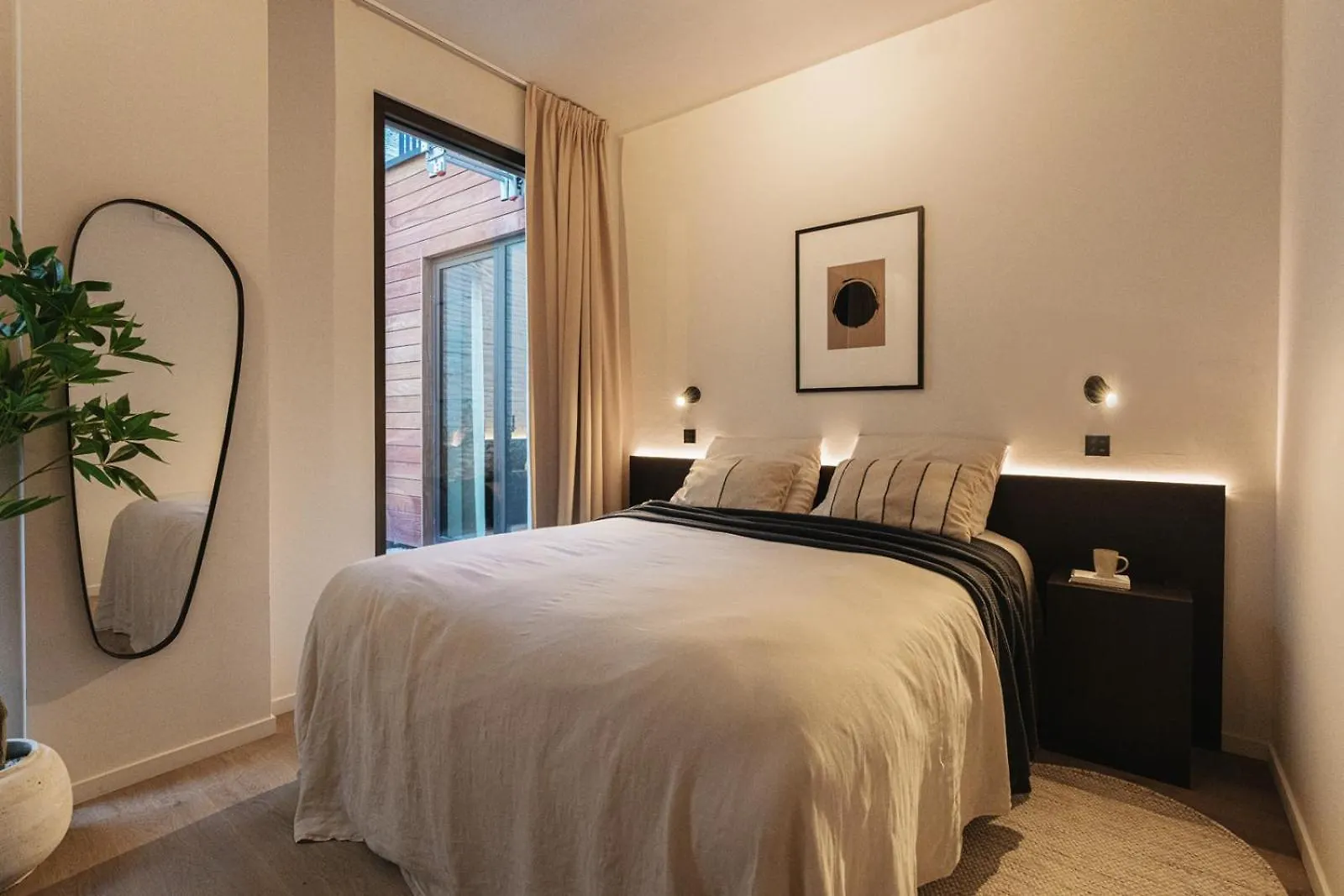 Raibu Antwerp Hotel